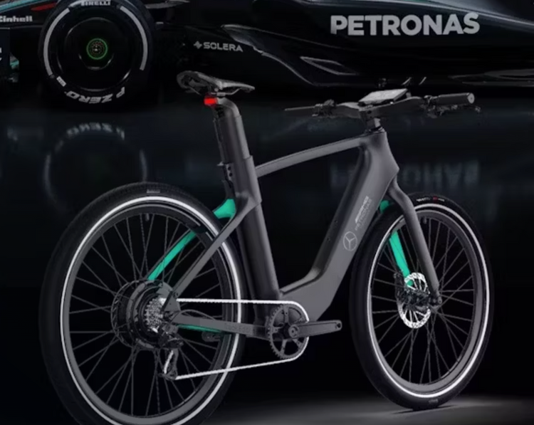 Mercedes-AMG F1® Electric Bikes