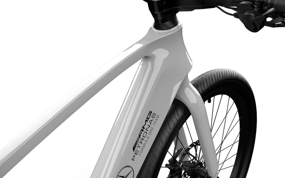 Mercedes-AMG F1® City Edition 250 Electric Bike