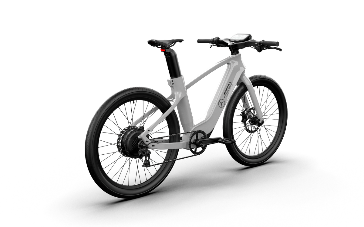 Mercedes-AMG F1® City Edition 250 Electric Bike